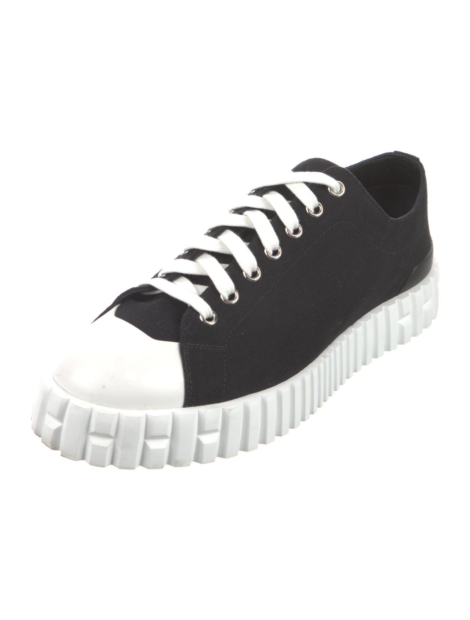 Hermès Cross Sneakers